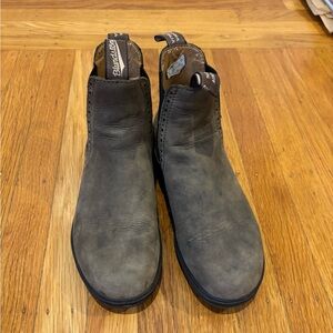 Blundstone Chelsea Boots (women’s)
